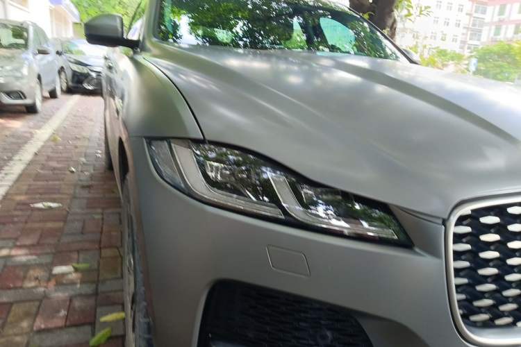 Used Jaguar F-PACE 2021 250 PS Right Front Headlight