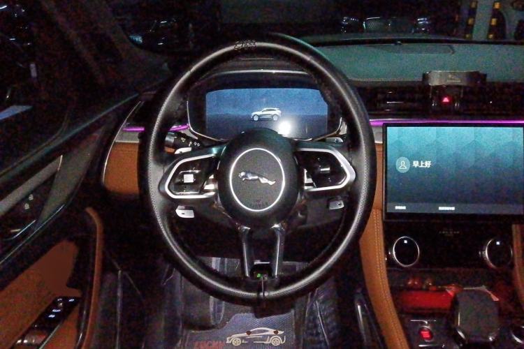Used Jaguar F-PACE 2021 250 PS R-Dynamic S Steering Wheel