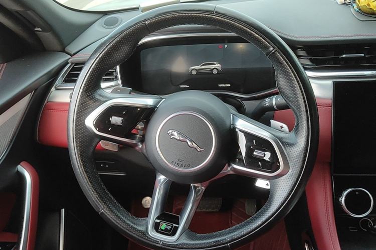 Used Jaguar F-PACE 2021 250 PS R-Dynamic SE Steering Wheel