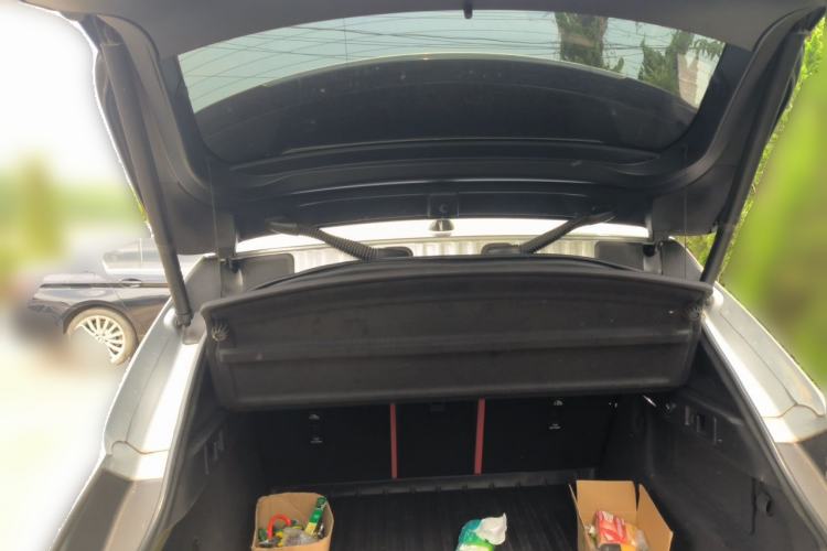 Used Jaguar F-PACE 2021 250 PS R-Dynamic S Trunk