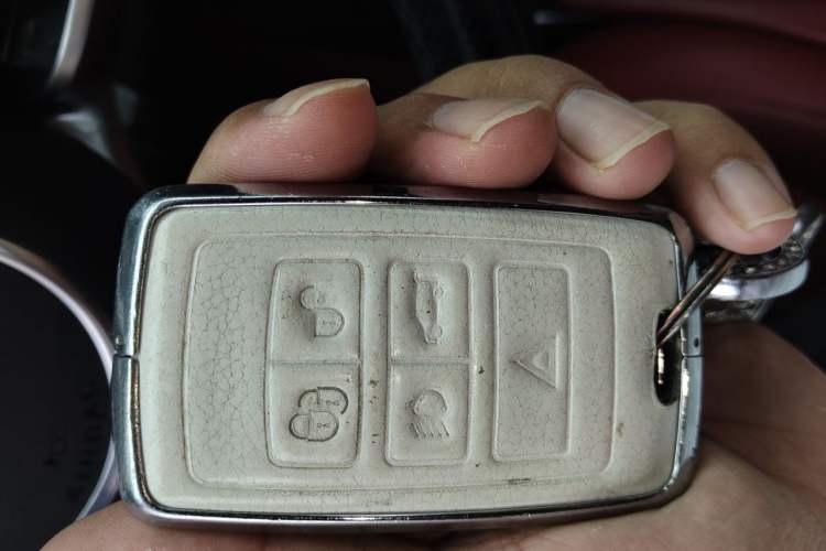Used Jaguar F-PACE 2021 250 PS R-Dynamic S Vehicle Key