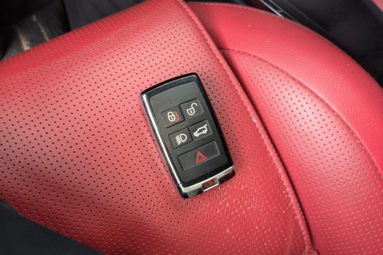 Used Jaguar F-PACE 2021 250 PS R-Dynamic S Vehicle Key