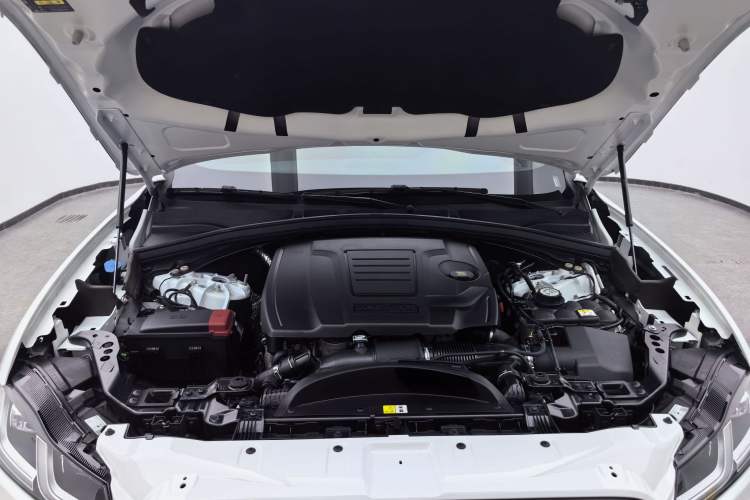 Used Jaguar F-PACE 2021 250 PS R-Dynamic S Engine Bay