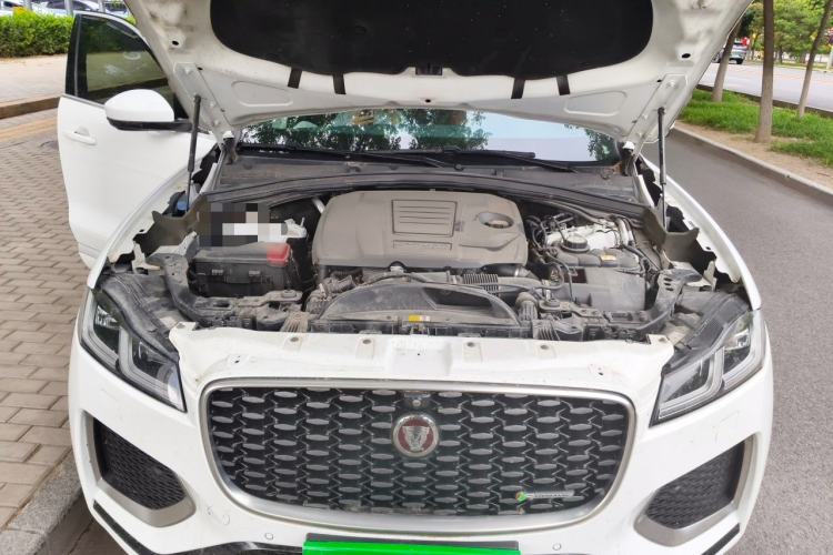 Used Jaguar F-PACE 2021 250 PS R-Dynamic S Engine Bay
