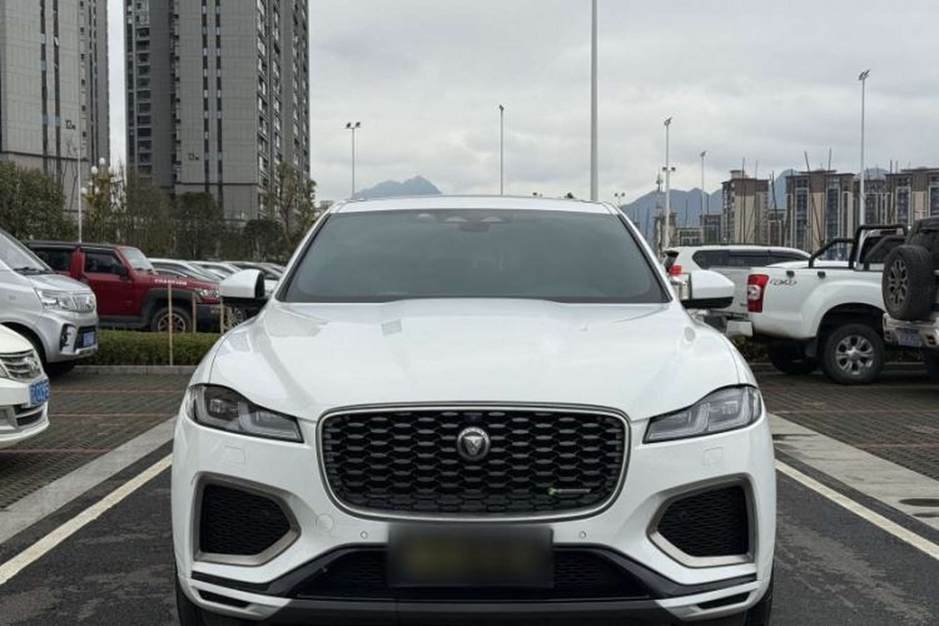 Used Jaguar F-PACE 2021 250 PS R-Dynamic S Exterior 1