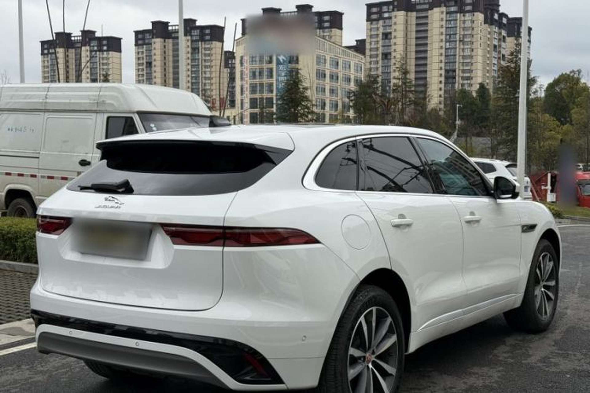 Used Jaguar F-PACE 2021 250 PS R-Dynamic S Exterior 3