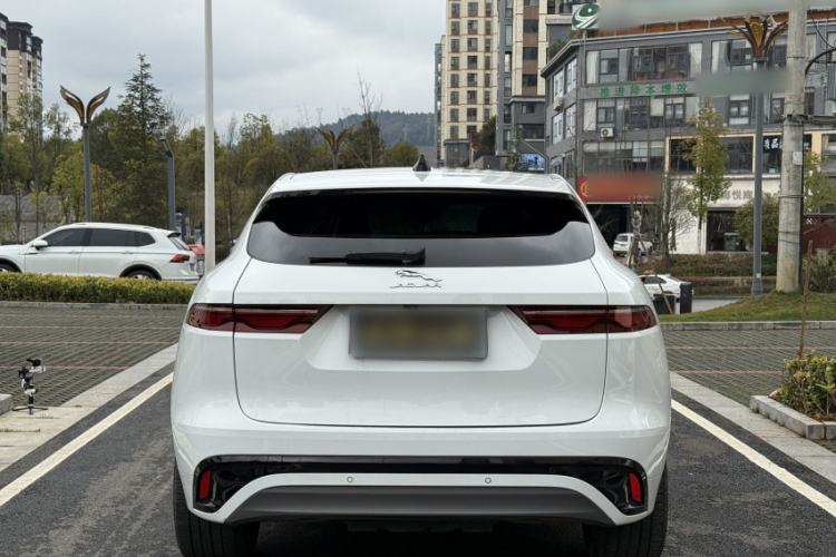 Used Jaguar F-PACE 2021 250 PS R-Dynamic S Exterior 4