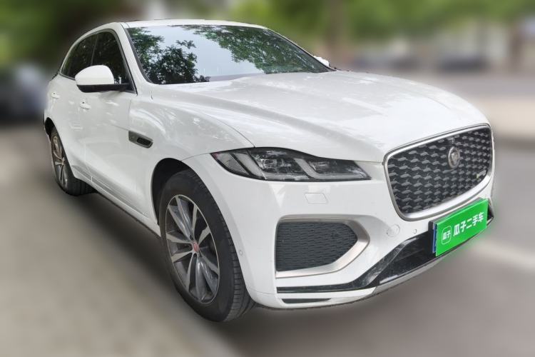 Used Jaguar F-PACE 2021 250 PS R-Dynamic S Front Right 45 Deg