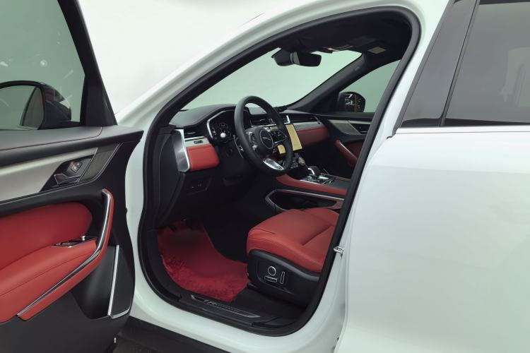Used Jaguar F-PACE 2021 250 PS R-Dynamic S Left Front Seat
