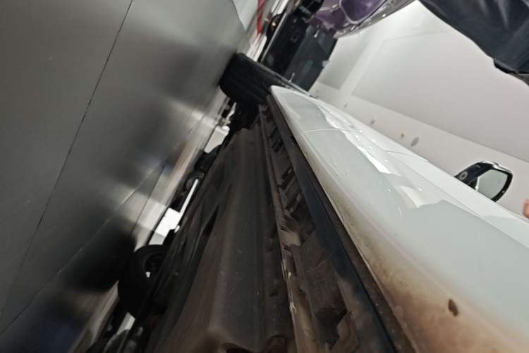 Used Jaguar F-PACE 2021 250 PS R-Dynamic S Left Side Sill