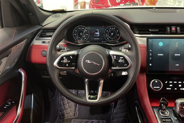 Used Jaguar F-PACE 2021 250 PS R-Dynamic SE Steering Wheel