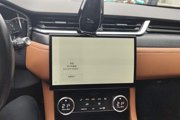 Used Jaguar F-PACE 2022 P250 R-Dynamic BLACK Audio And AC Panel