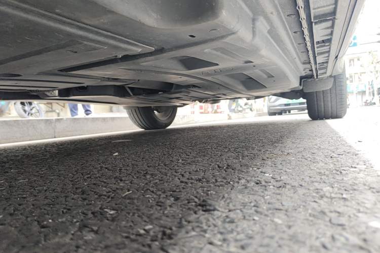 Used Jaguar F-PACE 2022 P250 R-Dynamic BLACK Chassis Front Left