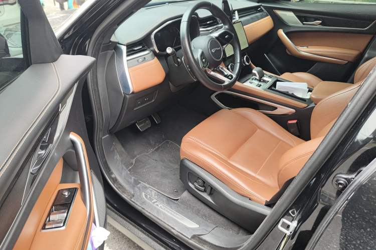 Used Jaguar F-PACE 2022 P250 R-Dynamic BLACK Driver Seat