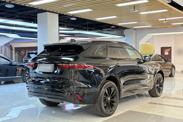 Used Jaguar F-PACE 2022 P250 R-Dynamic BLACK Exterior 2