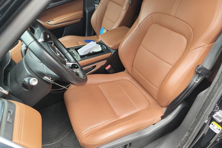 Used Jaguar F-PACE 2022 P250 R-Dynamic BLACK Left Front Seat