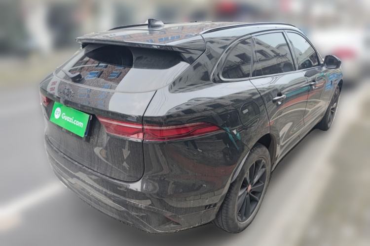 Used Jaguar F-PACE 2022 P250 R-Dynamic BLACK Rear Right 45 Deg