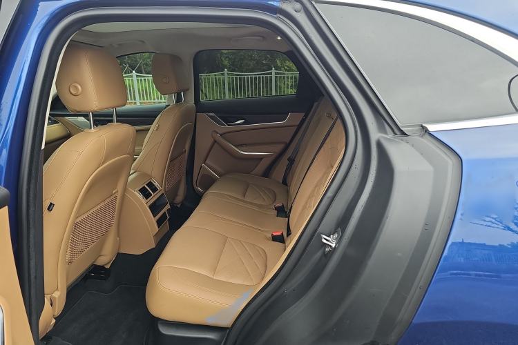 Used Jaguar F-PACE 2022 P250 HSE Interior 2