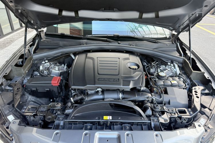 Used Jaguar F-PACE 2022 P250 HSE Engine Bay