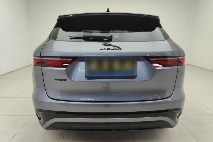 Used Jaguar F-PACE 2022 P250 R-Dynamic BLACK Exterior 7