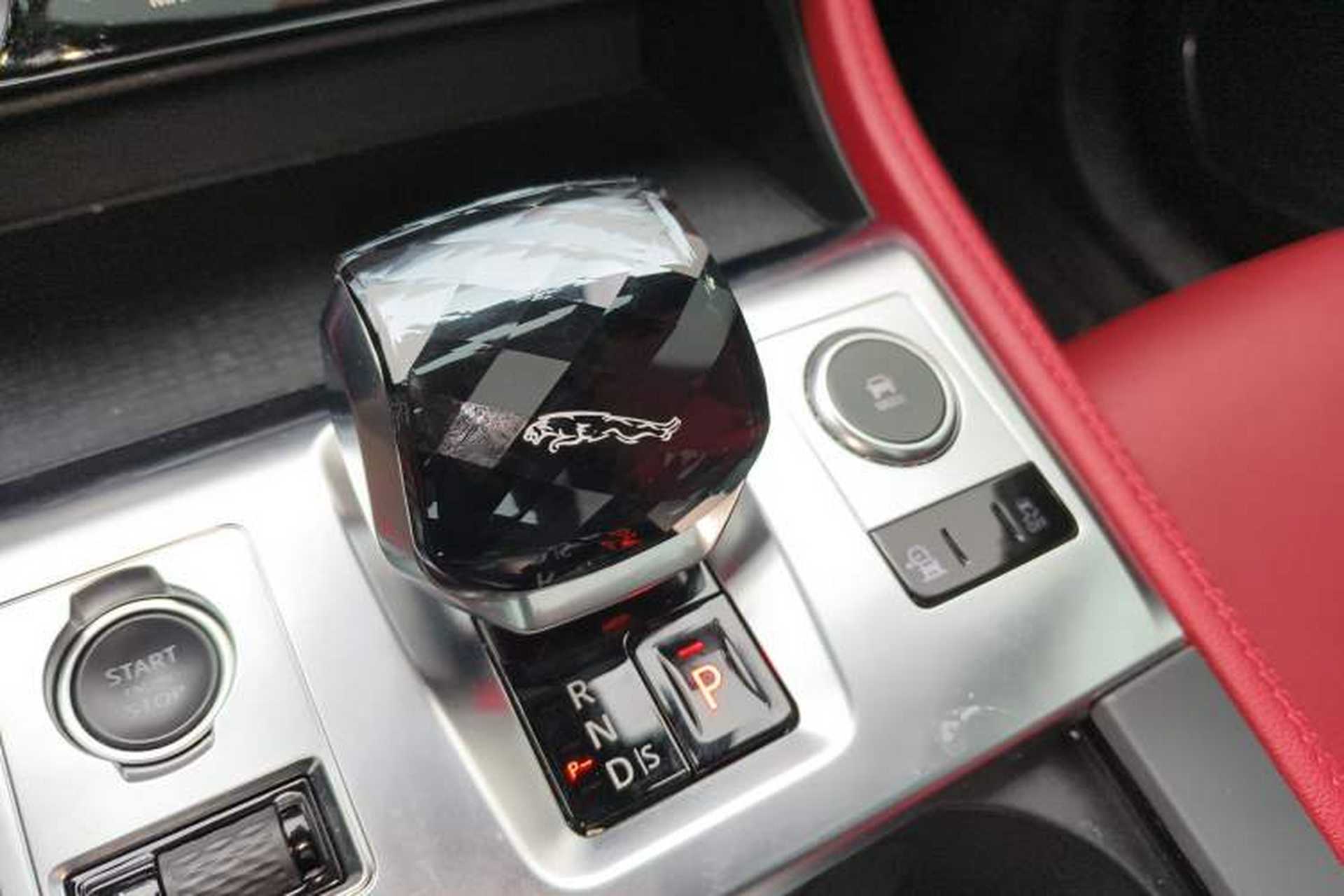 Used Jaguar F-PACE 2022 P250 R-Dynamic BLACK Gear Lever
