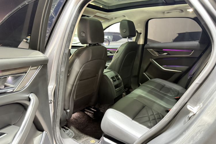 Used Jaguar F-PACE 2022 P250 HSE Interior 3