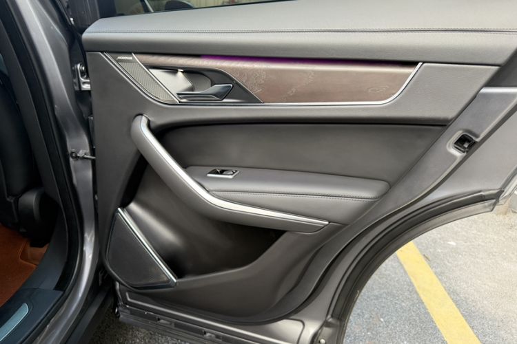 Used Jaguar F-PACE 2022 P250 HSE Interior 5