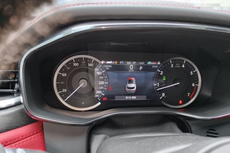 Used Jaguar F-PACE 2022 P250 R-Dynamic BLACK Odometer Close Up