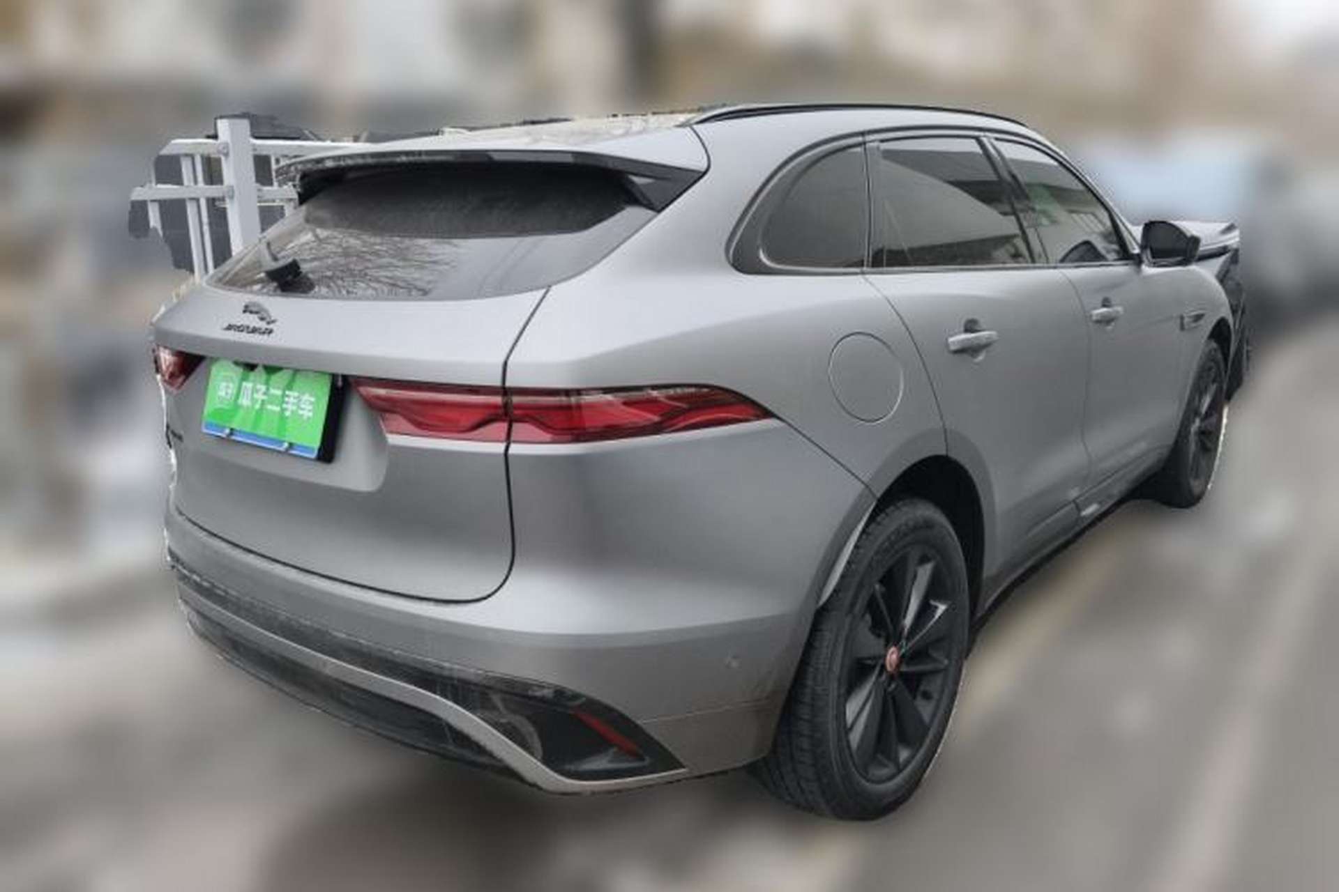 Used Jaguar F-PACE 2022 P250 R-Dynamic BLACK Rear Right 45 Deg