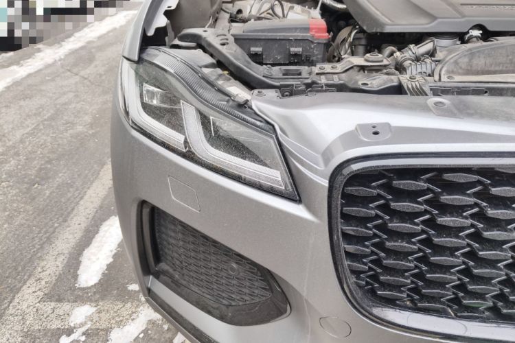 Used Jaguar F-PACE 2022 P250 R-Dynamic BLACK Right Front Headlight