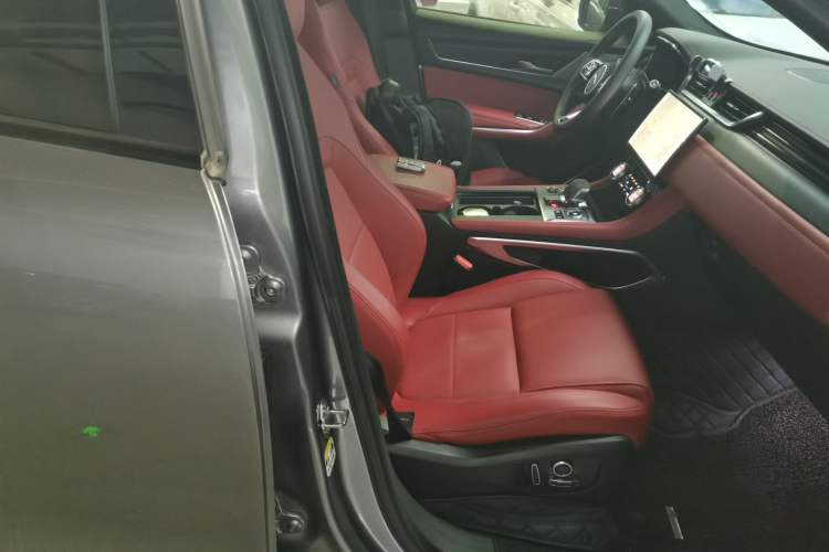 Used Jaguar F-PACE 2022 P250 R-Dynamic BLACK Right Front Seat