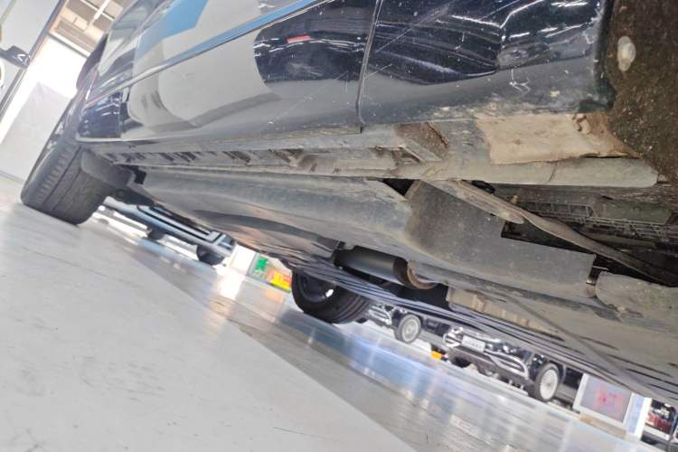Used Jaguar F-PACE 2022 P250 HSE Right Side Sill