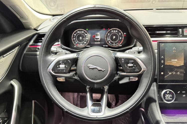 Used Jaguar F-PACE 2022 P250 HSE Steering Wheel