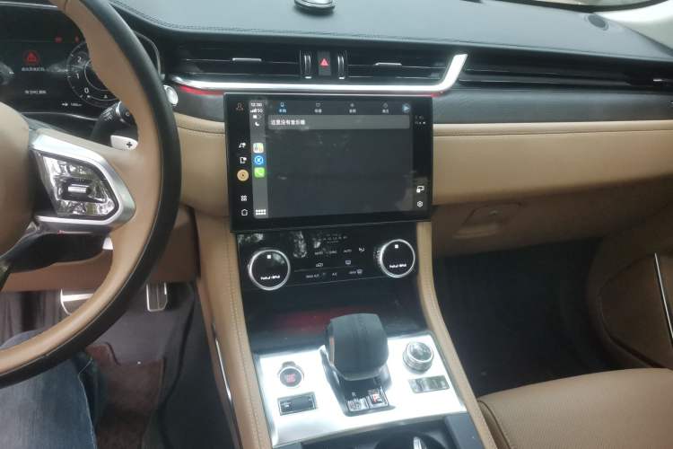 Used Jaguar F-PACE 2022 P250 HSE Audio And AC Panel