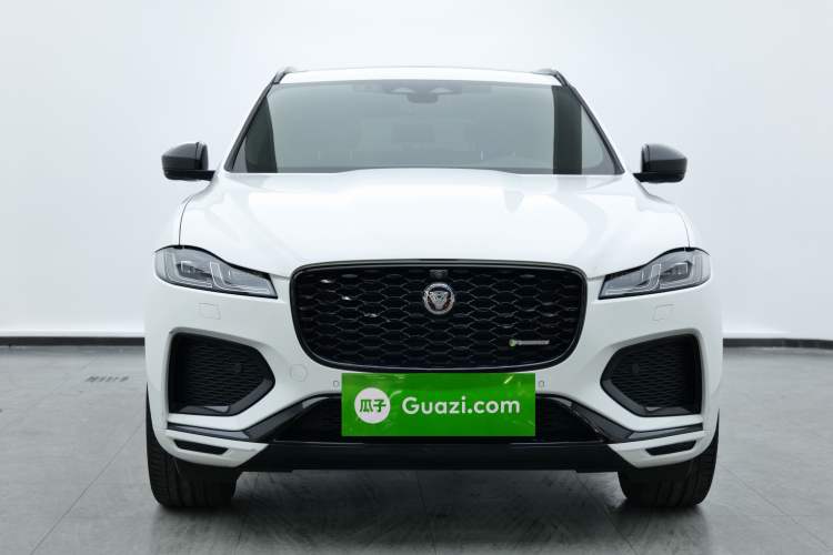 Used Jaguar F-PACE 2022 P250 R-Dynamic BLACK Exterior 4