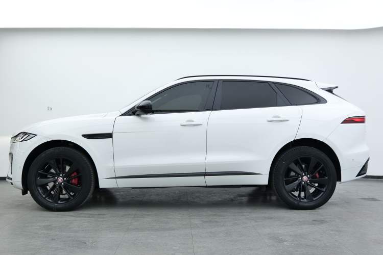Used Jaguar F-PACE 2022 P250 R-Dynamic BLACK Exterior 7