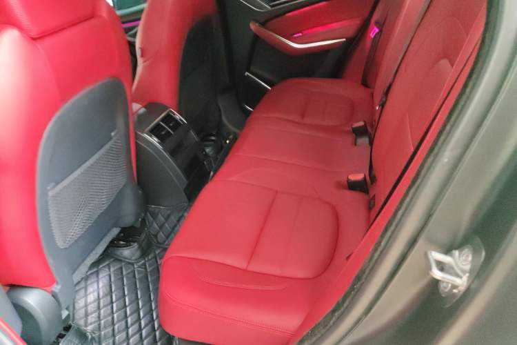 Used Jaguar F-PACE 2022 P250 R-Dynamic BLACK Left Rear Seat