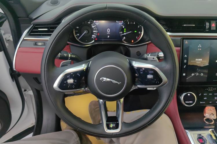 Used Jaguar F-PACE 2022 P250 R-Dynamic BLACK Steering Wheel