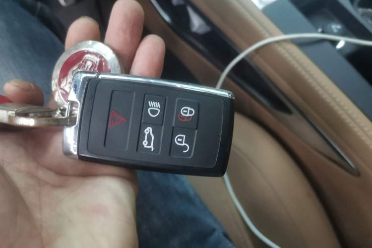 Used Jaguar F-PACE 2022 P250 HSE Vehicle Key