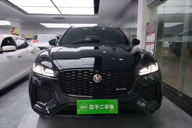 Used Jaguar F-PACE 2023 P250 R-Dynamic BLACK Front
