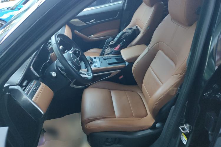 Used Jaguar F-PACE 2023 P250 R-Dynamic BLACK Left Front Seat