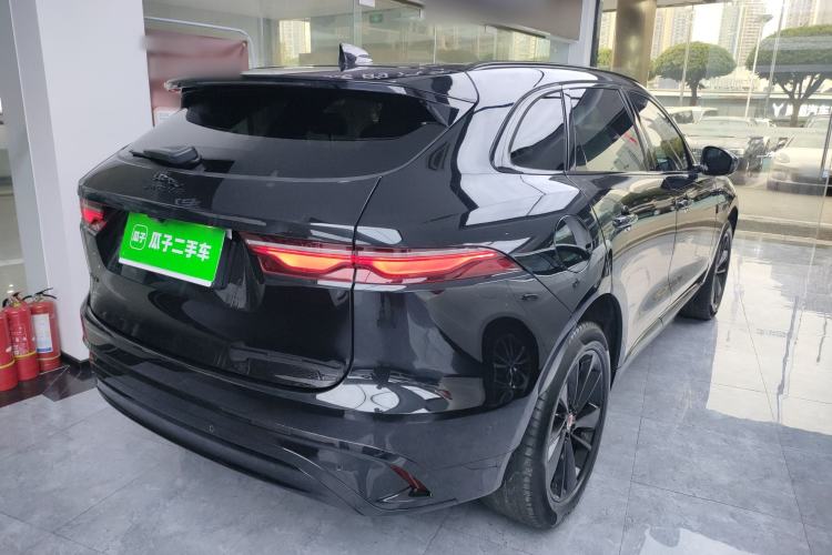 Used Jaguar F-PACE 2023 P250 R-Dynamic BLACK Rear Right 45 Deg