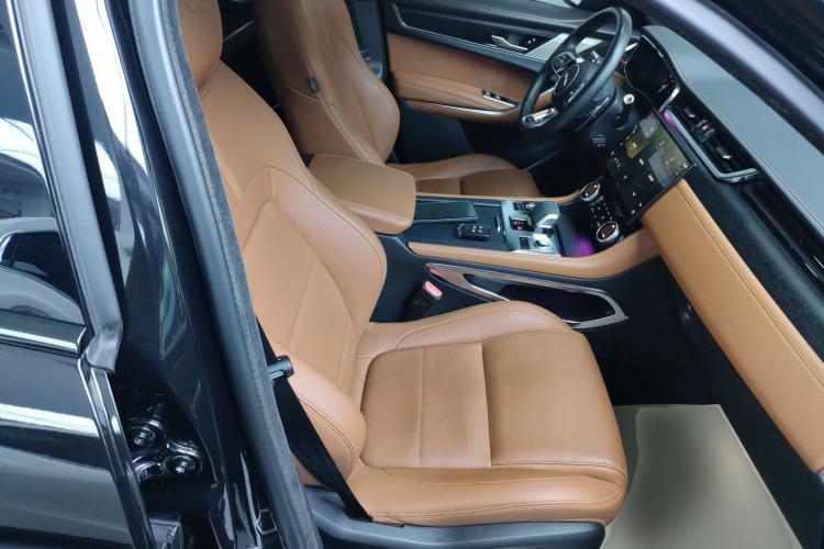 Used Jaguar F-PACE 2023 P250 R-Dynamic BLACK Right Front Seat