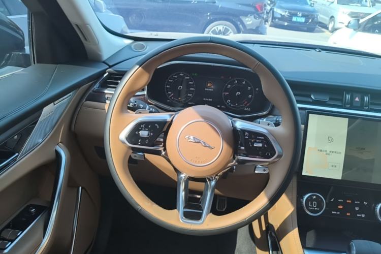 Used Jaguar F-PACE 2023 P250 HSE Steering Wheel