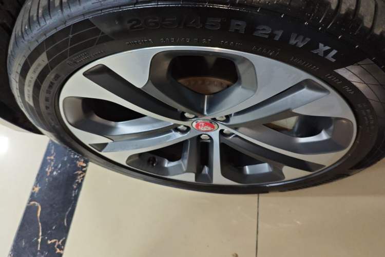 Used Jaguar F-PACE 2023 P250 HSE Exterior 7