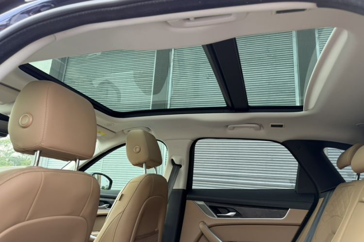 Used Jaguar F-PACE 2023 P250 HSE Headliner