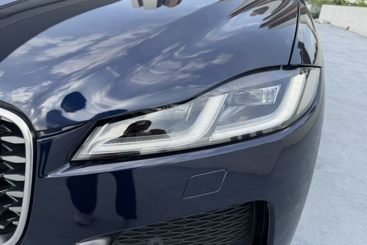 Used Jaguar F-PACE 2023 P250 HSE Left Front Headlight