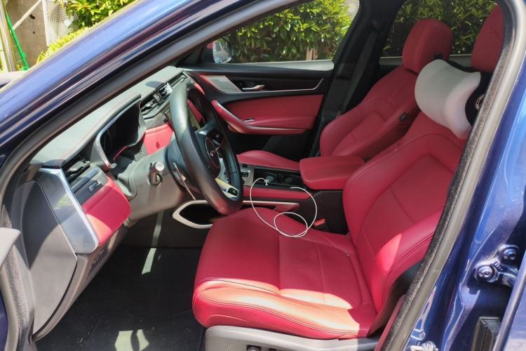 Used Jaguar F-PACE 2023 P250 R-Dynamic BLACK Left Front Seat