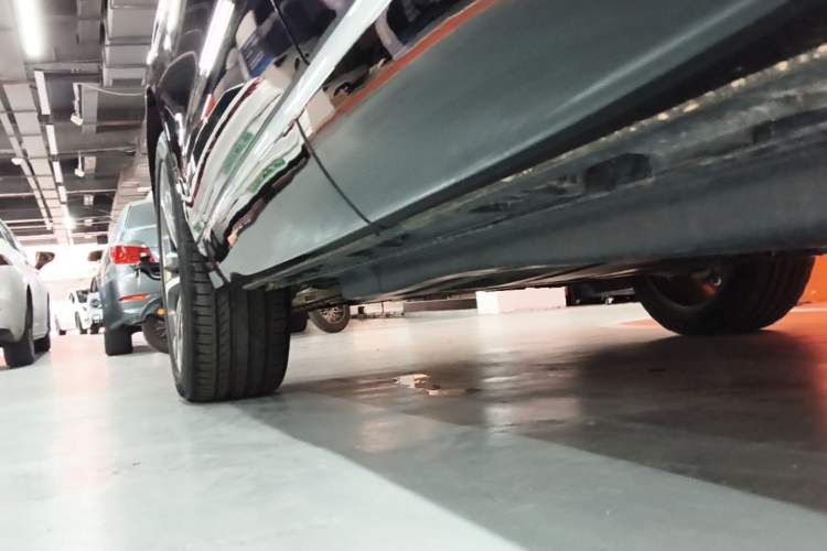Used Jaguar F-PACE 2023 P250 HSE Left Side Sill