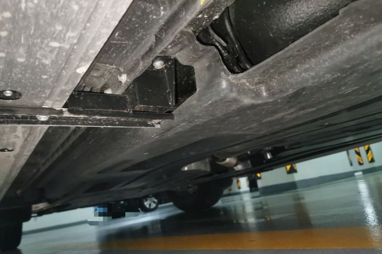Used Jaguar F-PACE 2023 P400 SPORT Chassis Rear Left